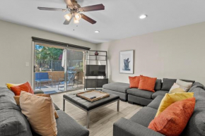Scottsdale Townhome with Pool, Walk to Old Town